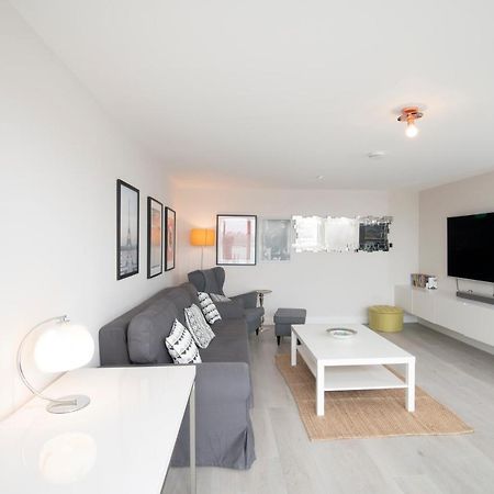 Spacious Apartment With Parking Space, Close To Heathrow, Elizabeth Line And Windsor Maidenhead Dış mekan fotoğraf
